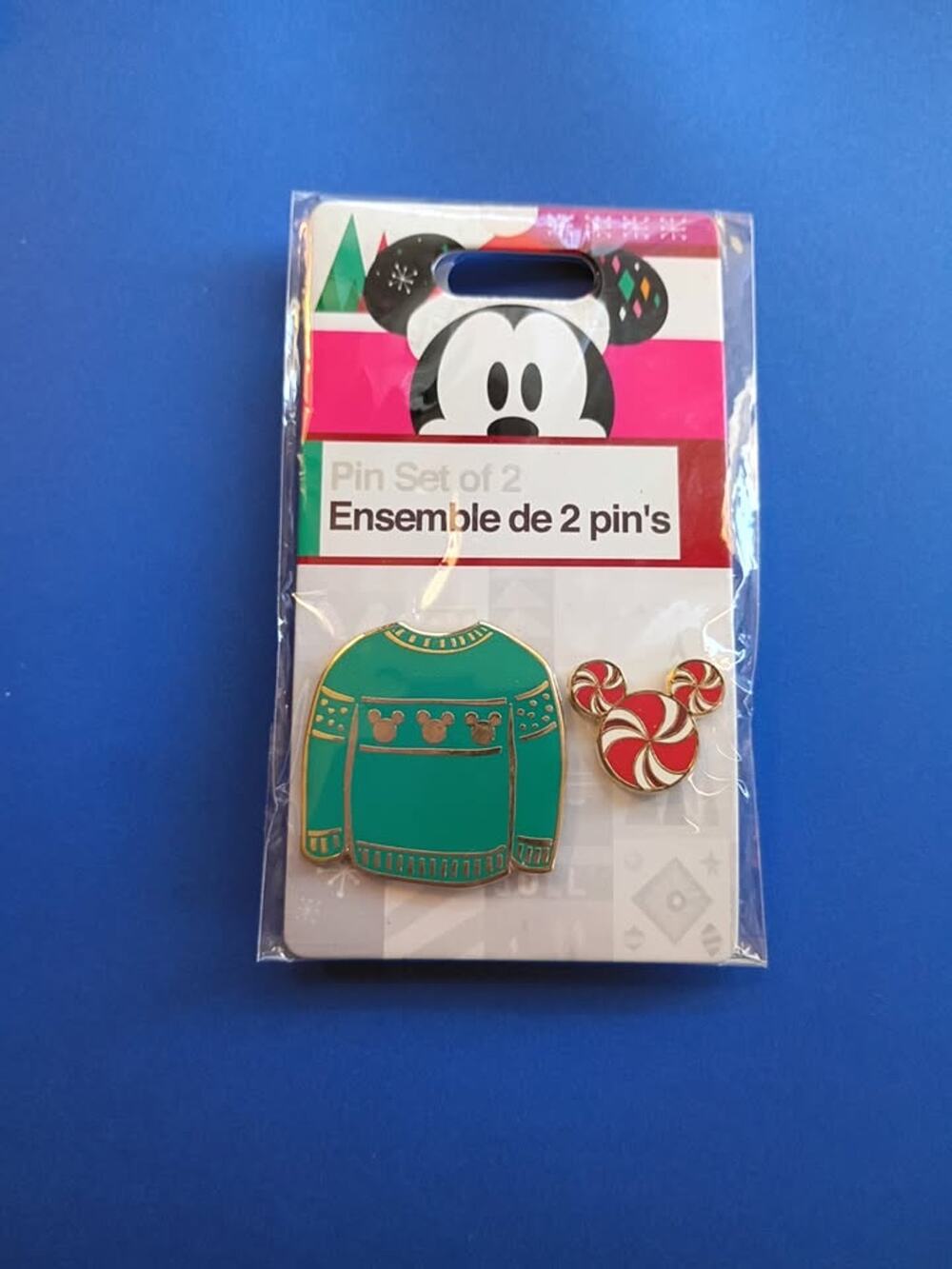 Disney Parks 2018 Christmas Holiday Pin Set of 2